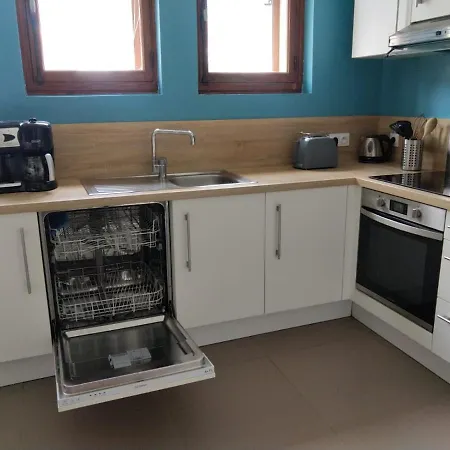 Maison Proche Lac, Velos, Parking Holiday home *